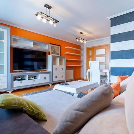 Apartamento En El Corazon De La Ciudad Con Parking Santander Luaran gambar