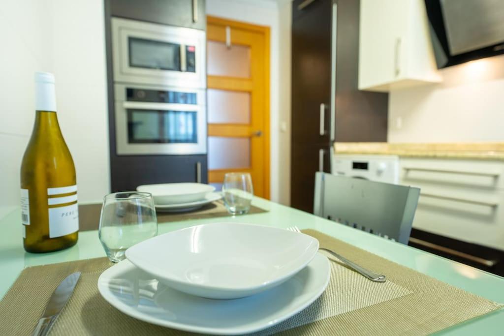 Apartamento En El Corazon De La Ciudad Con Parking Santander Luaran gambar