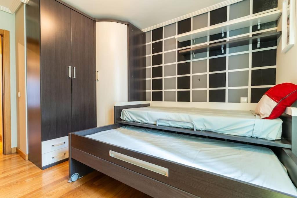 Apartamento En El Corazon De La Ciudad Con Parking Santander Luaran gambar