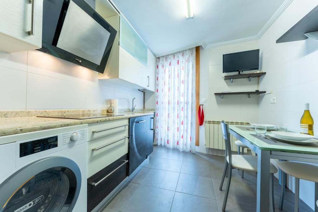Apartamento En El Corazon De La Ciudad Con Parking Santander Luaran gambar