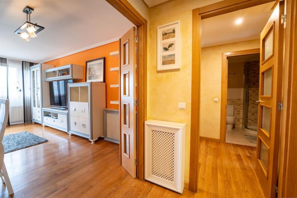 Apartamento En El Corazon De La Ciudad Con Parking Santander Luaran gambar